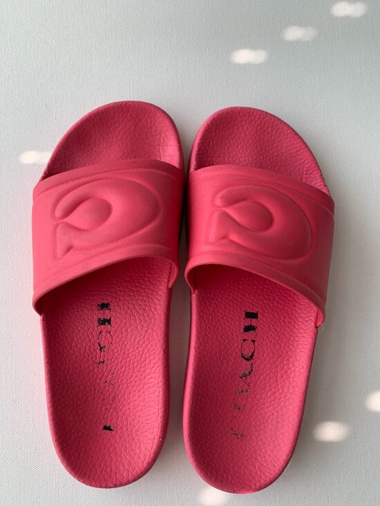 Coach Shoes - COACH Ulla Rubbler Slide Confetti Pink Size 6